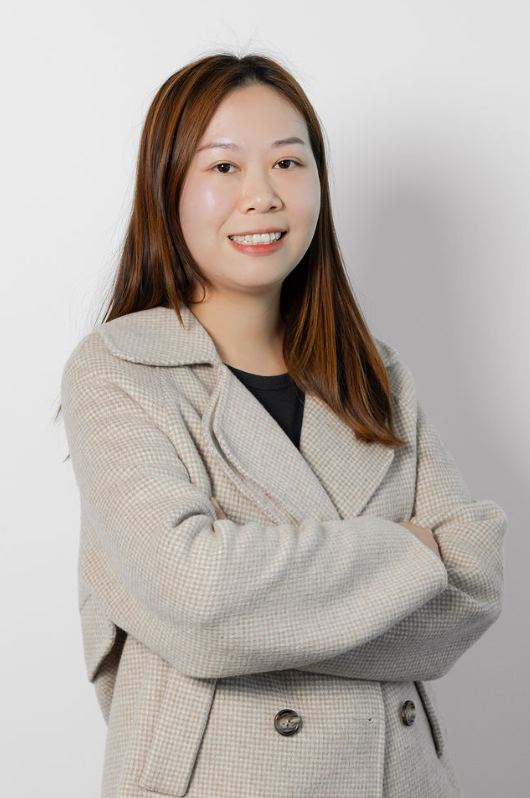 Tracy Hoang